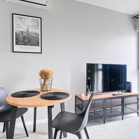 Targowa 10 National Stadium Apartment วอร์ซอ ภายนอก รูปภาพ